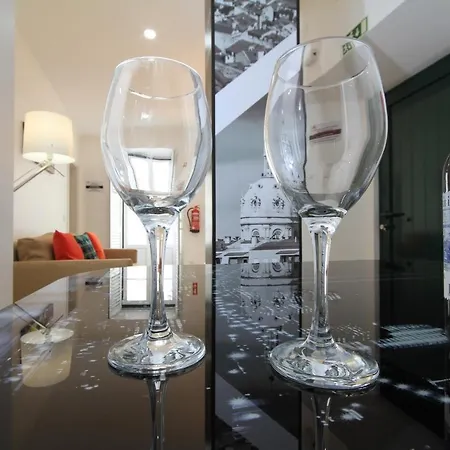 Alfama Right Point Лиссабон