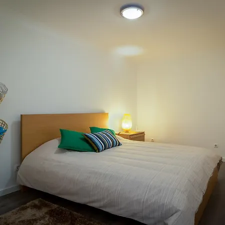 Alfama Right Point Лиссабон