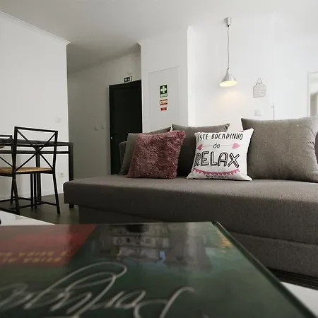 Alfama Right Point * Лиссабон