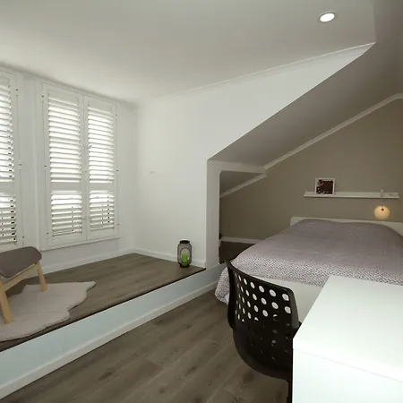 Alfama Right Point Apartment *