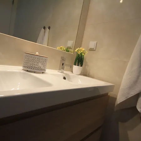 Alfama Right Point Apartment Lisbon