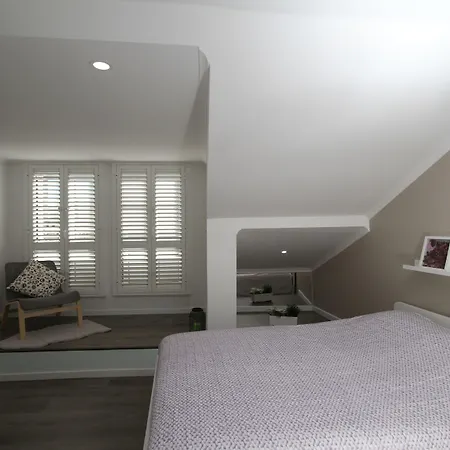Alfama Right Point Apartment Lisbon
