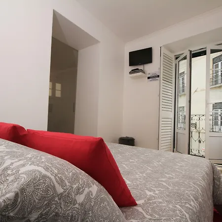 Alfama Right Point Apartment