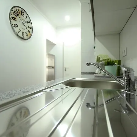 Alfama Right Point Lisbona