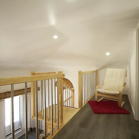 アルファマ ライト ポイント アパート リスボン