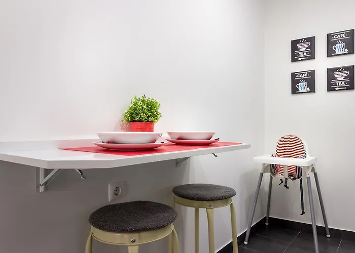 Alfama Right Point Lisboa