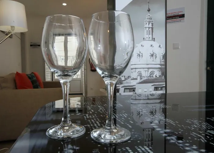 Alfama Right Point شقة