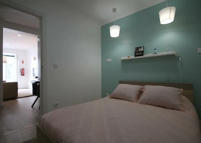 Alfama Right Point شقة *